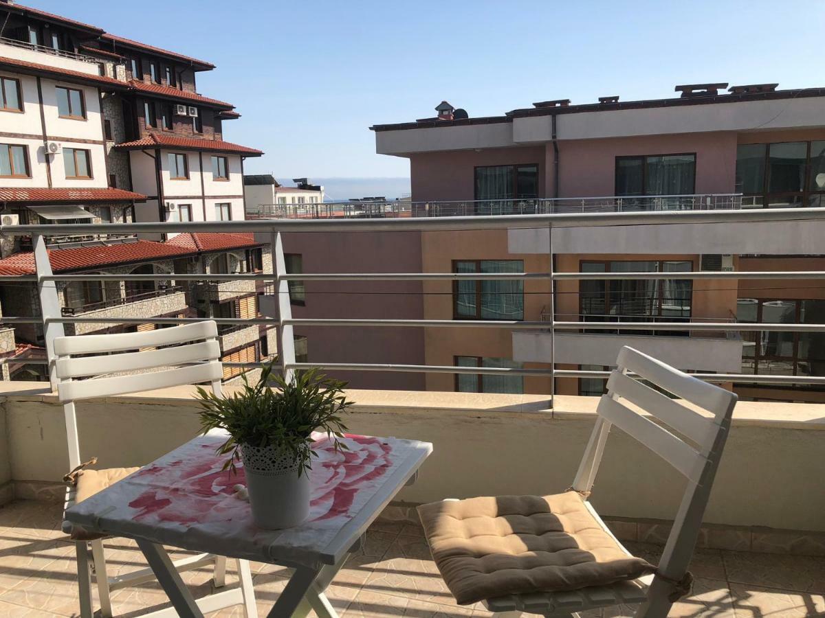 Апартаменти "Бриз" Sveti Vlas Exteriér fotografie