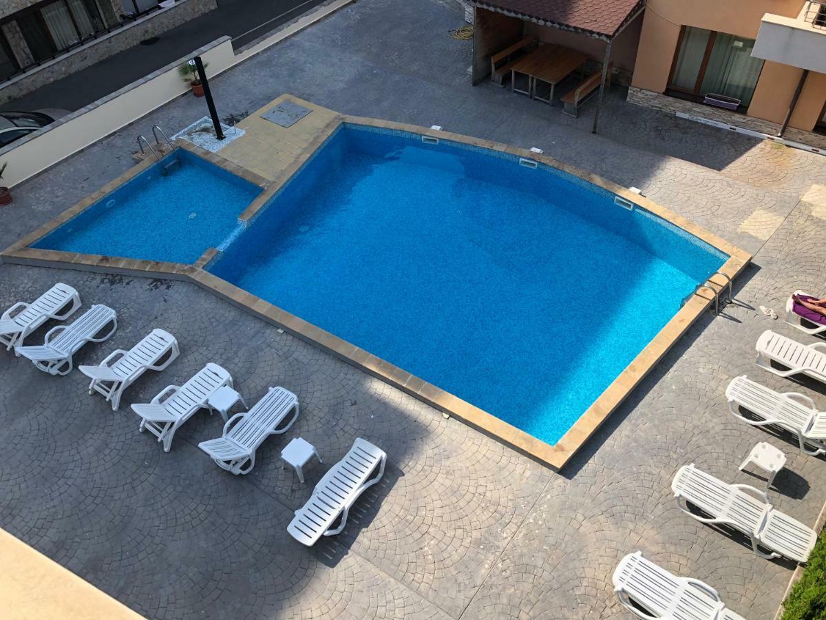 Апартаменти "Бриз" Sveti Vlas Exteriér fotografie